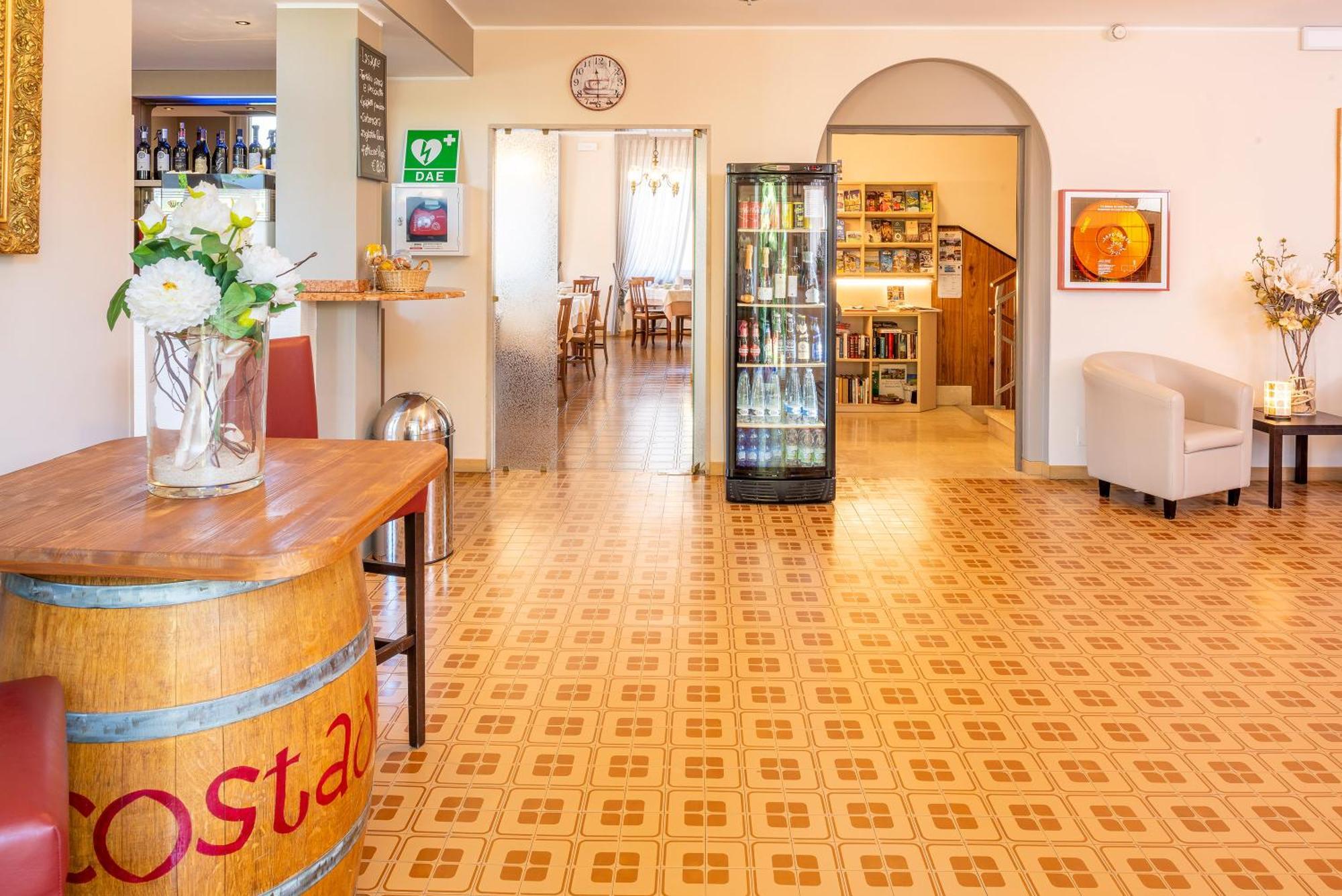 Hotel Taormina Бардолино Екстериор снимка